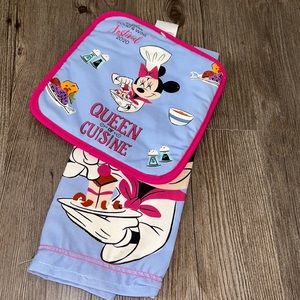 Epcot Food & Wine Minnie Mouse set NEW